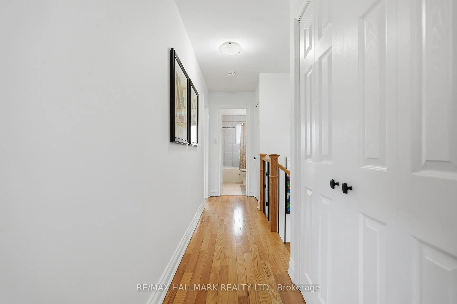 Photo 16 of 215 Parkside Crescent, Innisfil, Stroud — HOMEH