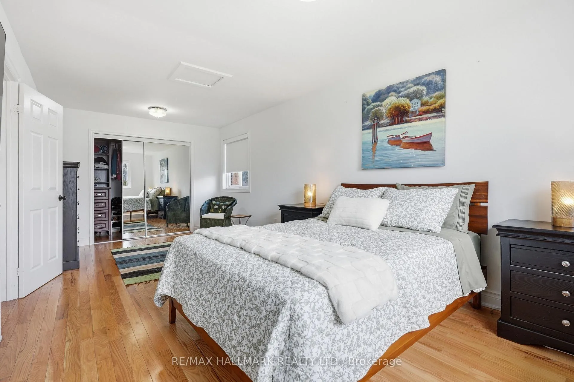 Photo 17 of 215 Parkside Crescent, Innisfil, Stroud — HOMEH