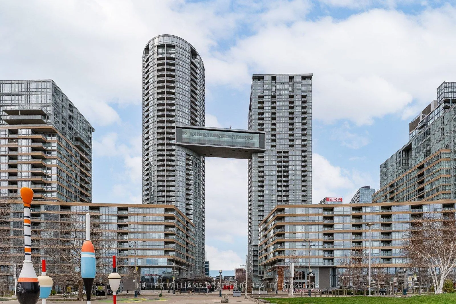 Photo 1 of Unit 3916, 15 Iceboat Terrace, Toronto, Waterfront Communities — HOMEH