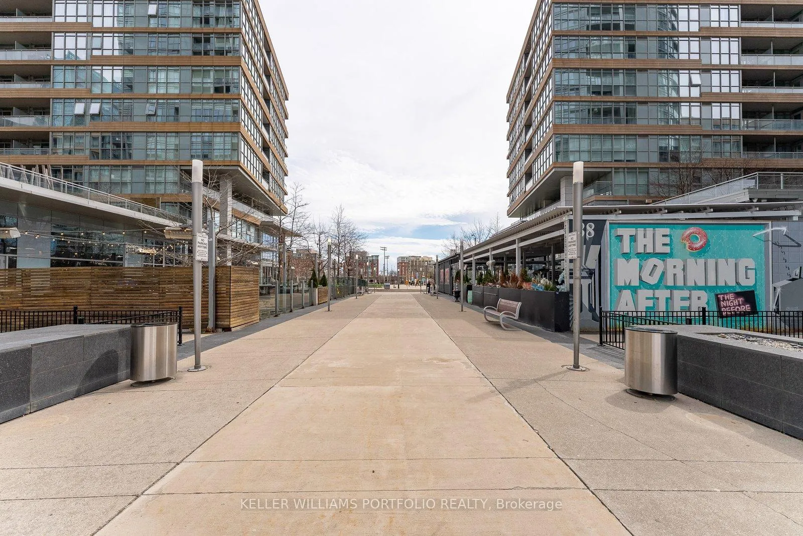 Photo 34 of Unit 3916, 15 Iceboat Terrace, Toronto, Waterfront Communities — HOMEH