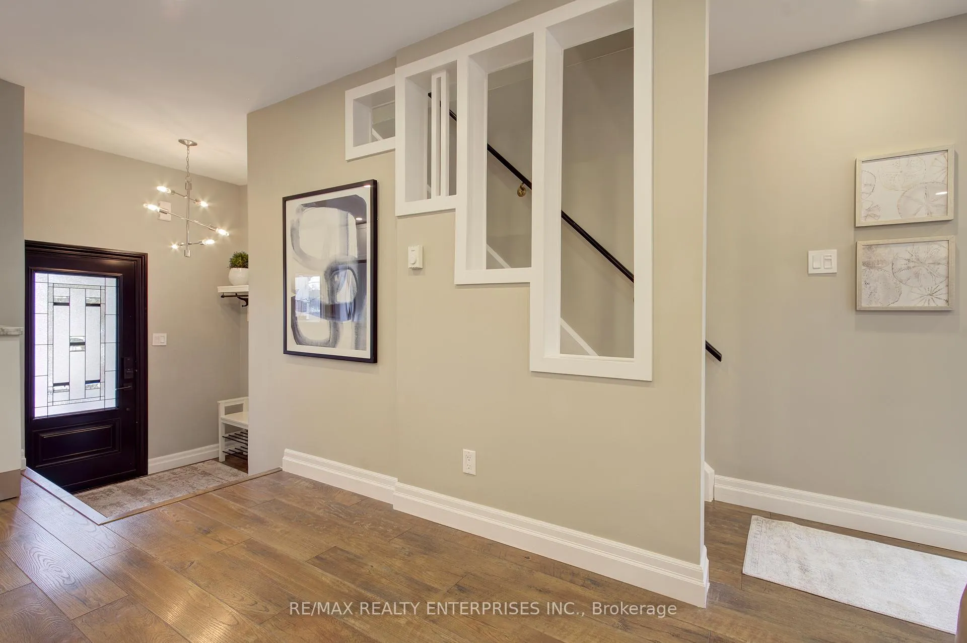 Photo 17 of 7 Normandy Place, Oakville, Central — HOMEH