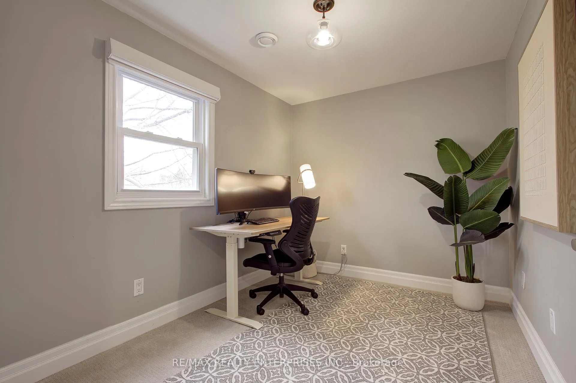 Photo 23 of 7 Normandy Place, Oakville, Central — HOMEH