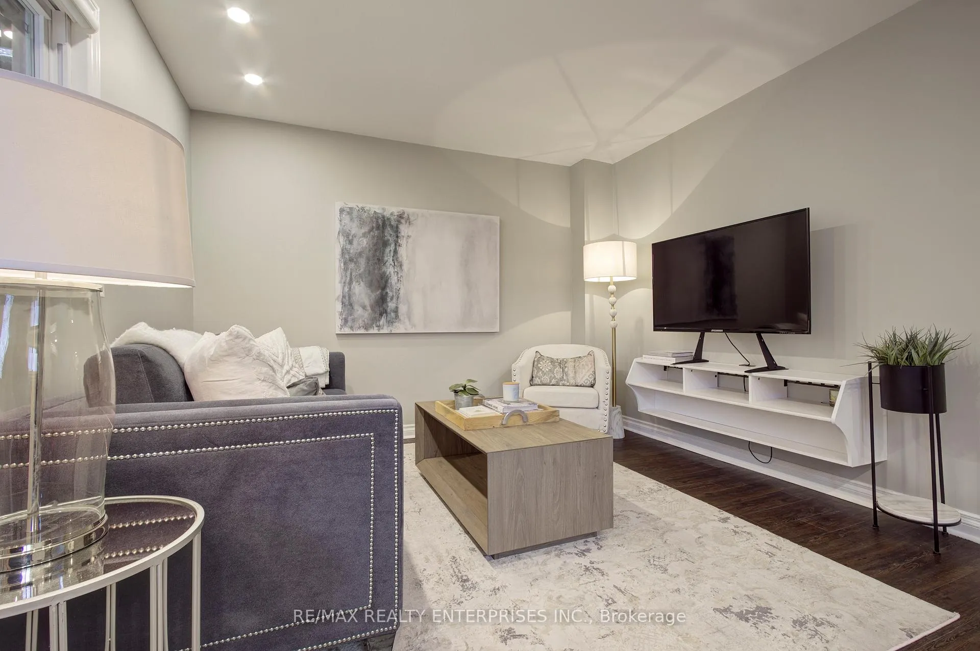 Photo 26 of 7 Normandy Place, Oakville, Central — HOMEH