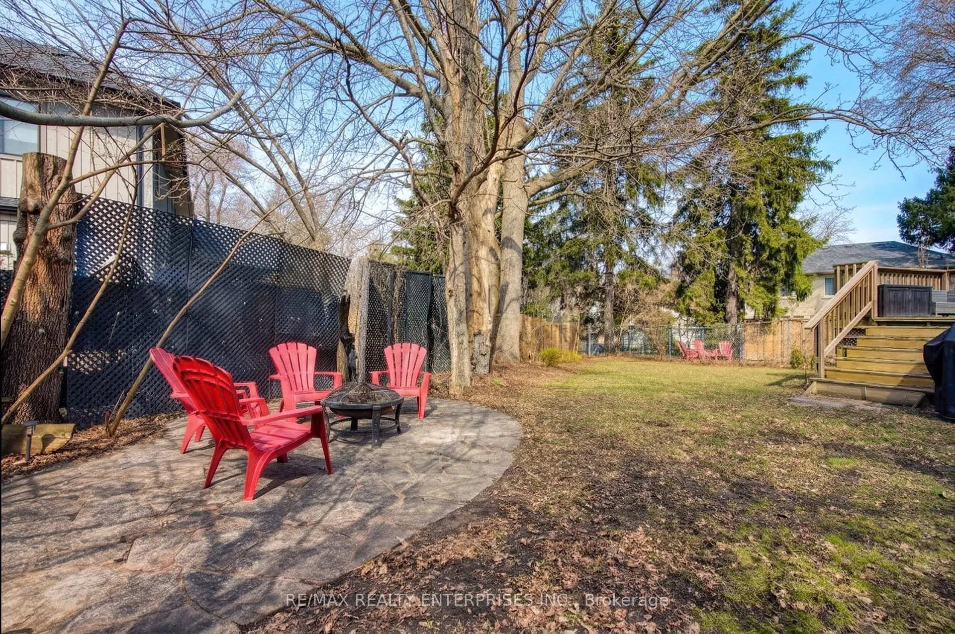Photo 33 of 7 Normandy Place, Oakville, Central — HOMEH