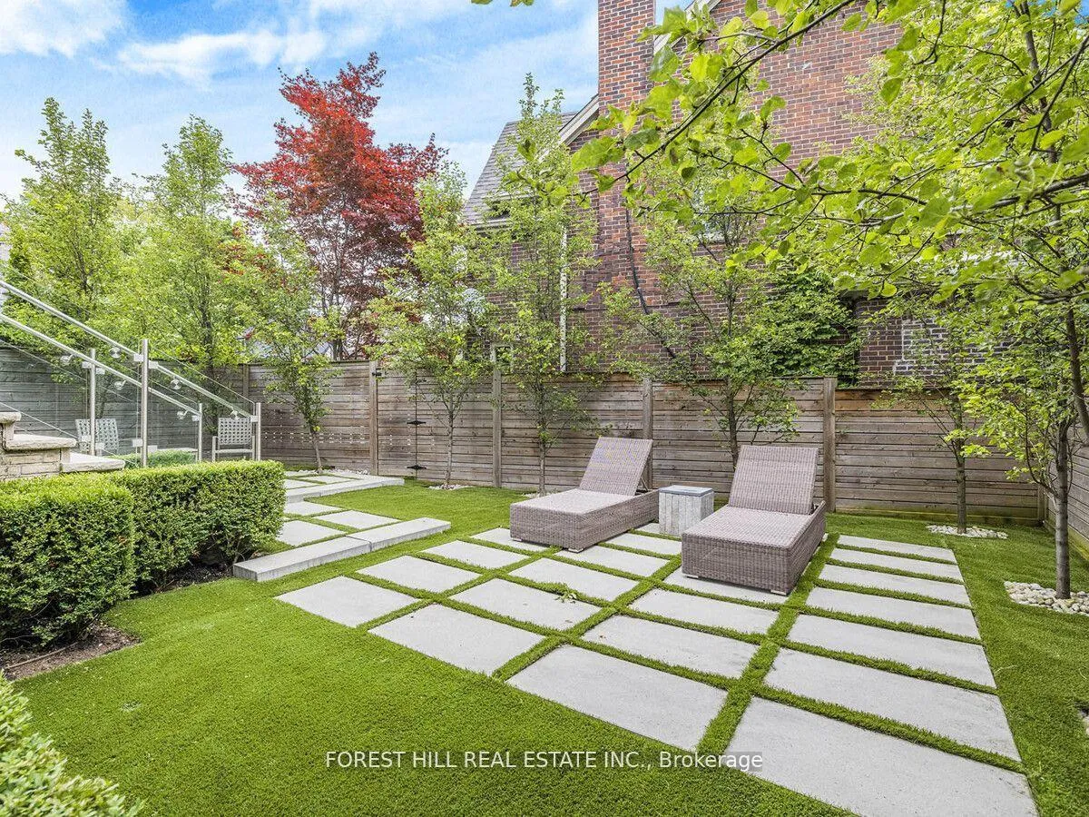 Photo 30 of 19 Vesta Drive, Toronto, Forest Hill South — HOMEH