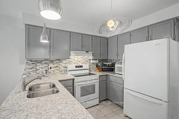 Photo 12 of 10 Haskell Crescent, Aurora, Aurora Highlands — HOMEH
