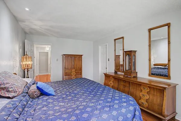 Photo 15 of 10 Haskell Crescent, Aurora, Aurora Highlands — HOMEH