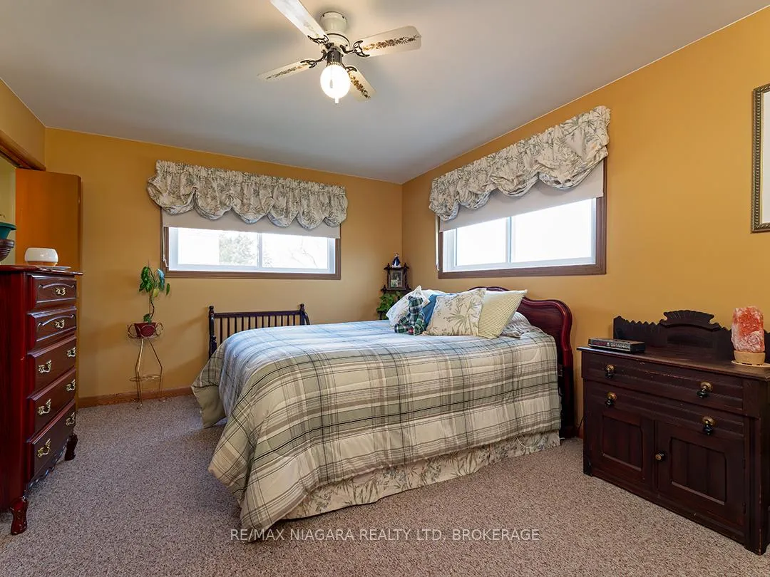 Photo 25 of 82 Scholfield Avenue, Port Colborne, Sugarloaf — HOMEH