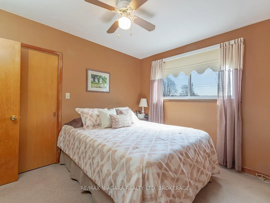 Photo 28 of 82 Scholfield Avenue, Port Colborne, Sugarloaf — HOMEH