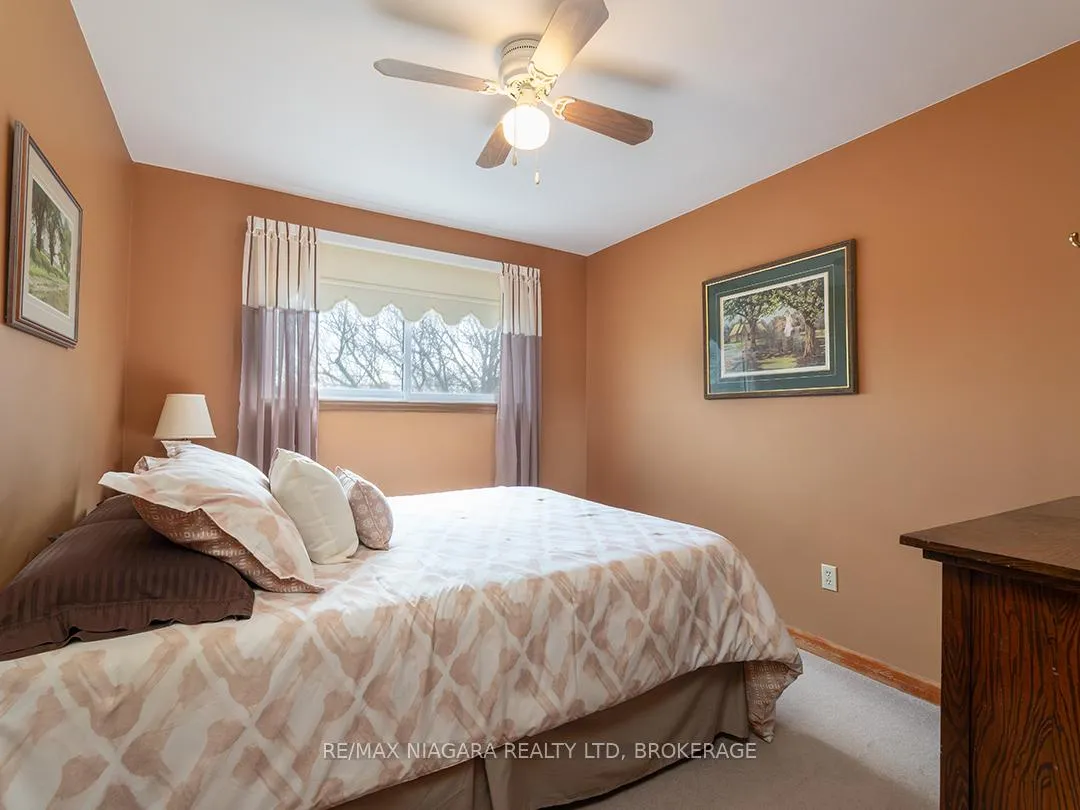 Photo 29 of 82 Scholfield Avenue, Port Colborne, Sugarloaf — HOMEH
