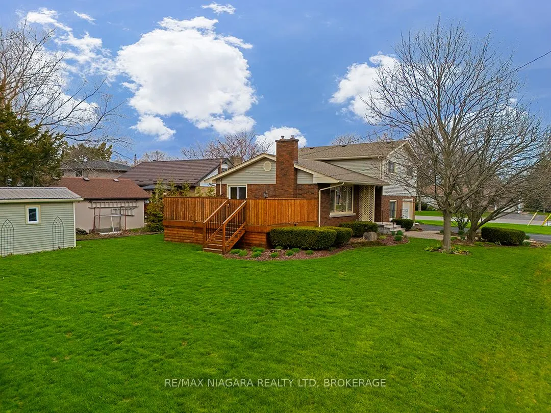 Photo 37 of 82 Scholfield Avenue, Port Colborne, Sugarloaf — HOMEH