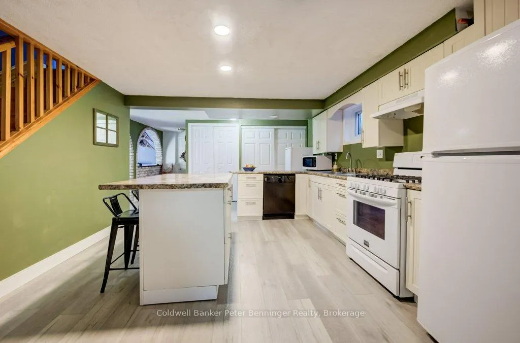 Photo 10 of 1031 Bruce Rd 4, Brockton — HOMEH