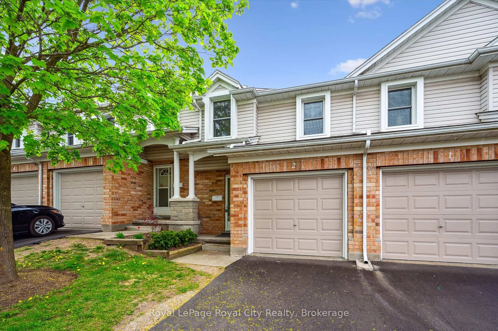 Photo 2 of Unit 2, 66 Rodgers Road, Guelph, Kortright West — HOMEH