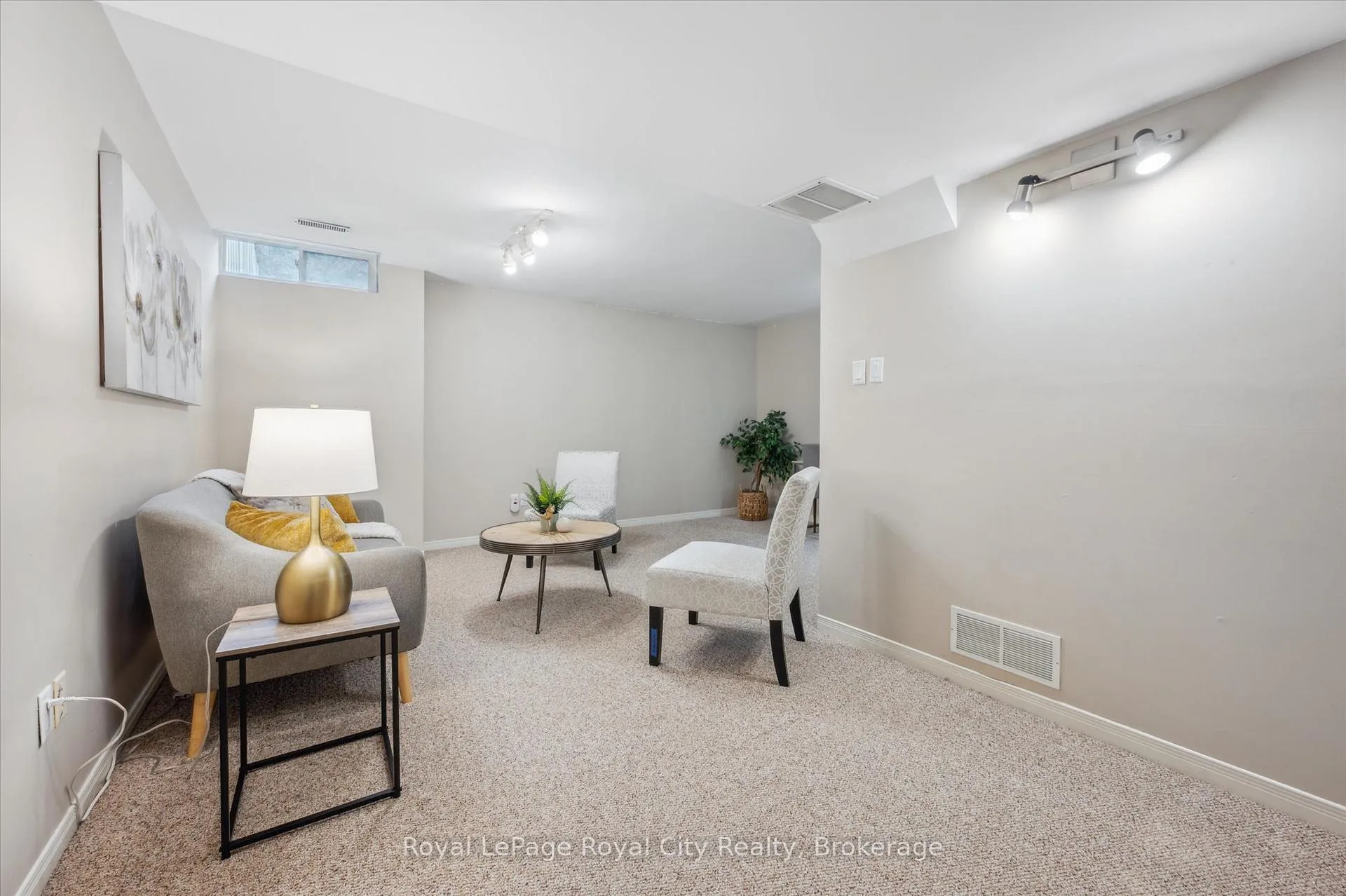 Photo 6 of Unit 2, 66 Rodgers Road, Guelph, Kortright West — HOMEH