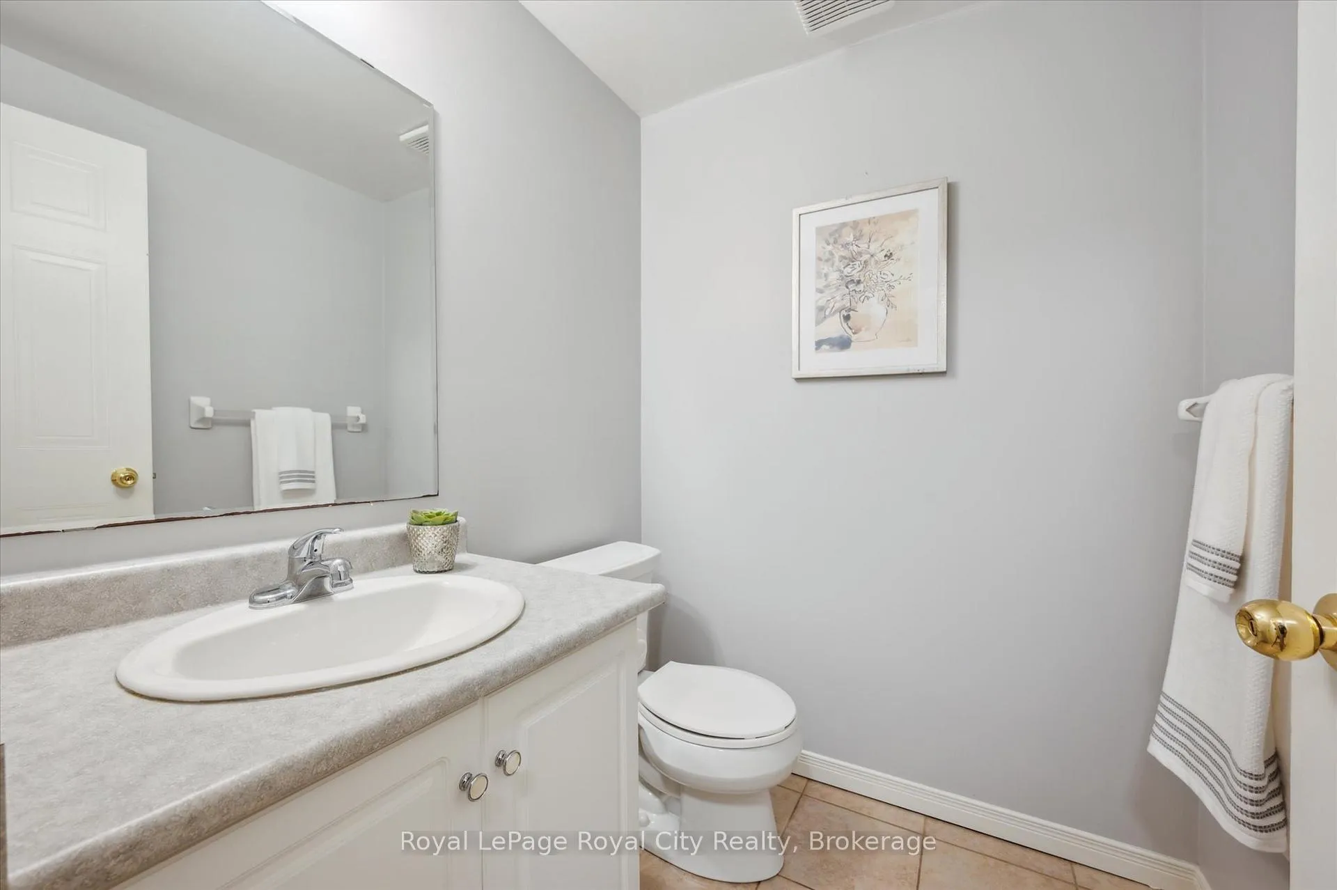Photo 11 of Unit 2, 66 Rodgers Road, Guelph, Kortright West — HOMEH