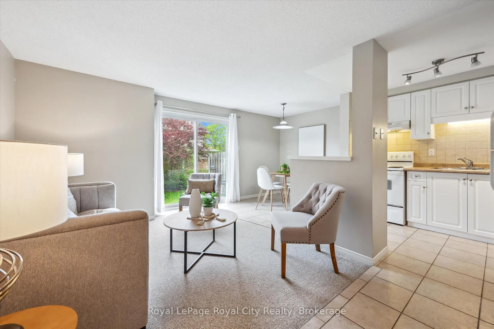 Photo 12 of Unit 2, 66 Rodgers Road, Guelph, Kortright West — HOMEH