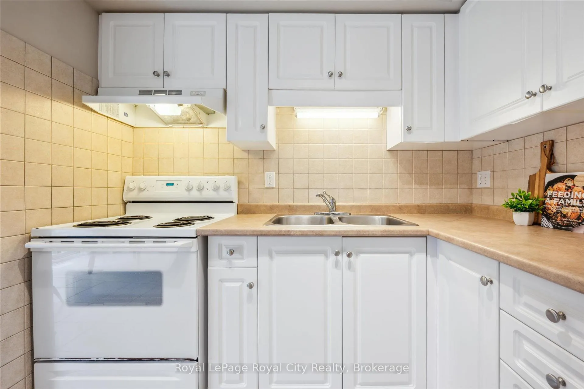 Photo 21 of Unit 2, 66 Rodgers Road, Guelph, Kortright West — HOMEH