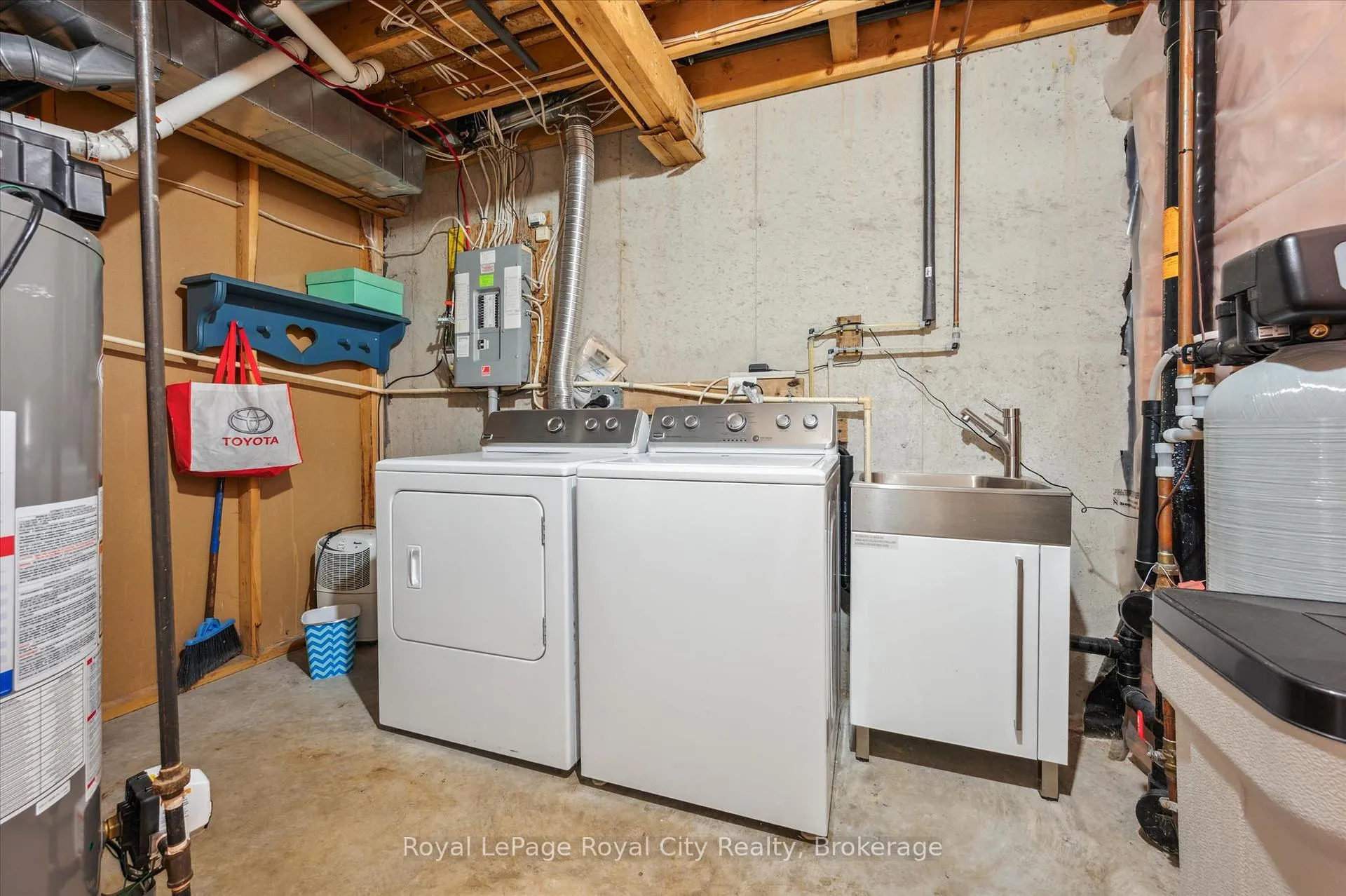 Photo 34 of Unit 2, 66 Rodgers Road, Guelph, Kortright West — HOMEH