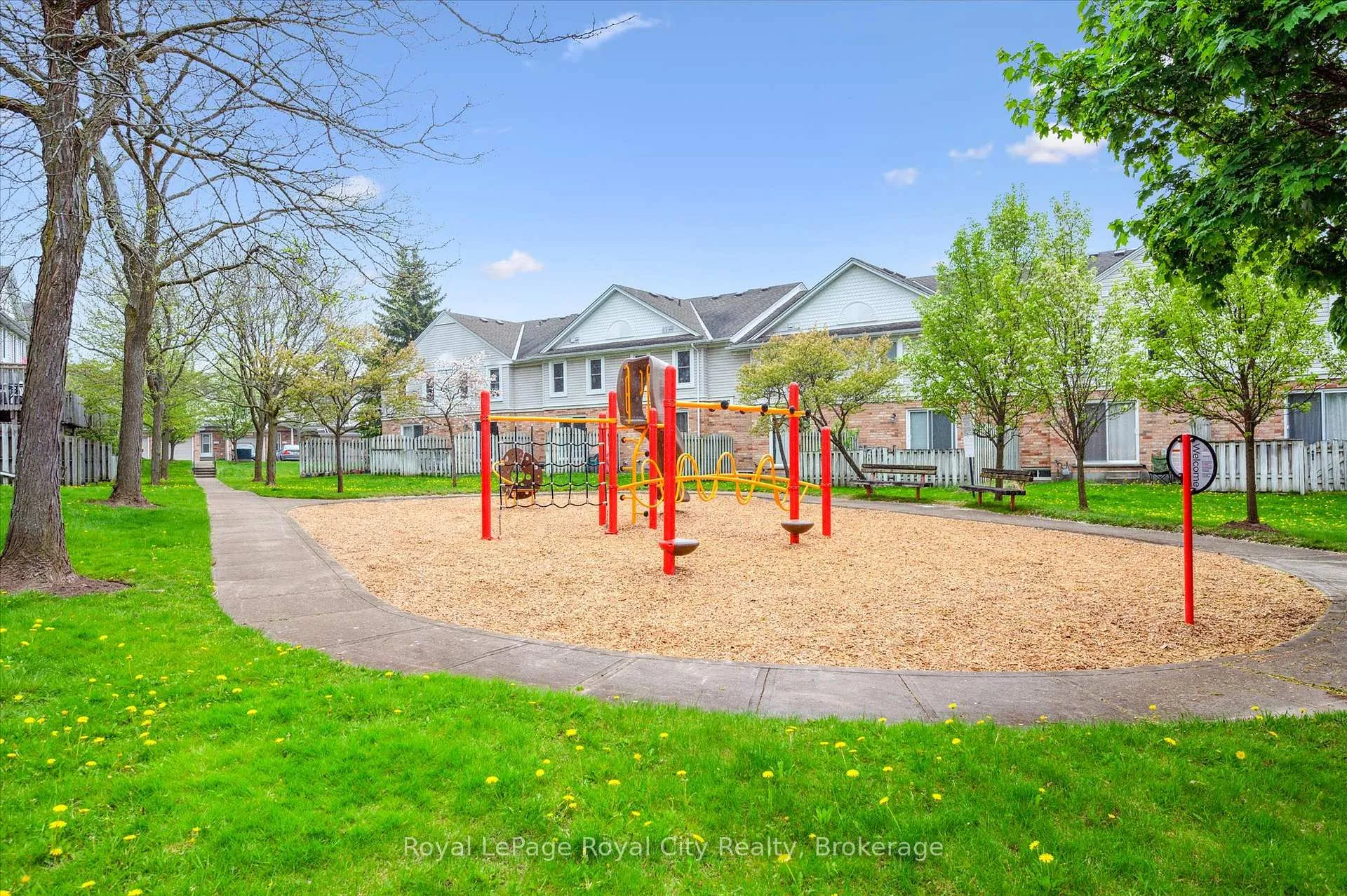 Photo 40 of Unit 2, 66 Rodgers Road, Guelph, Kortright West — HOMEH