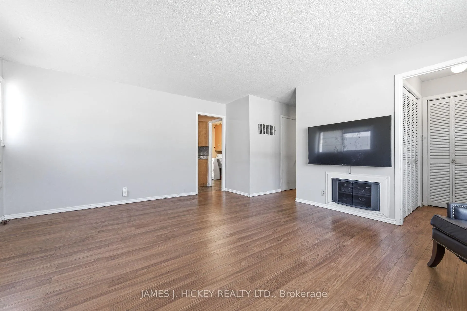 Photo 5 of 38 Beach Avenue, Deep River — HOMEH