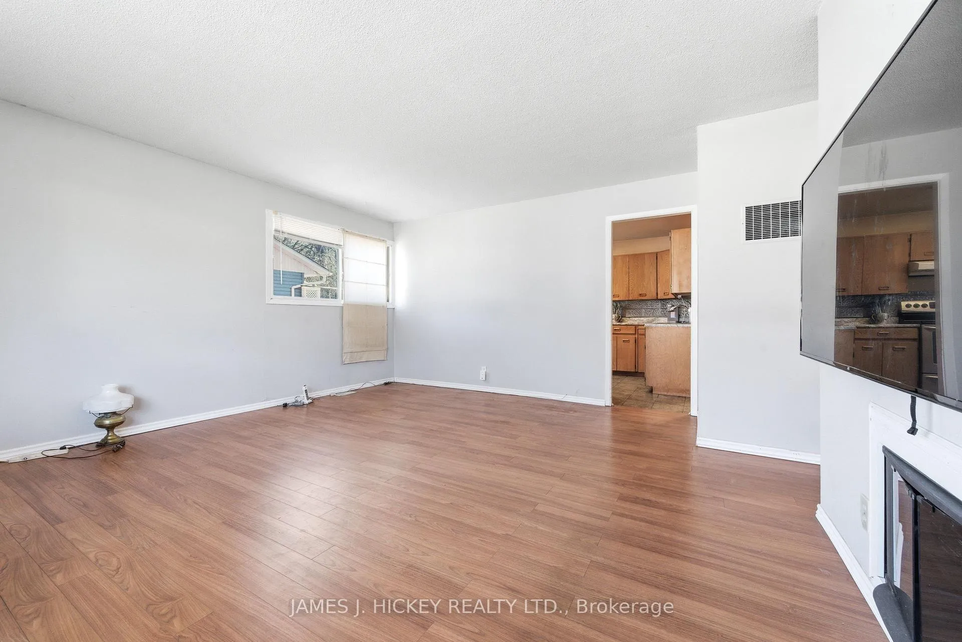 Photo 8 of 38 Beach Avenue, Deep River — HOMEH