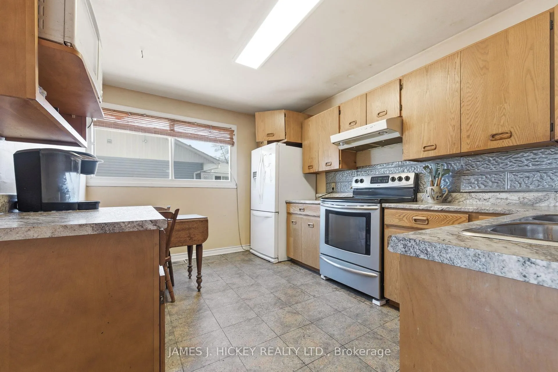 Photo 9 of 38 Beach Avenue, Deep River — HOMEH