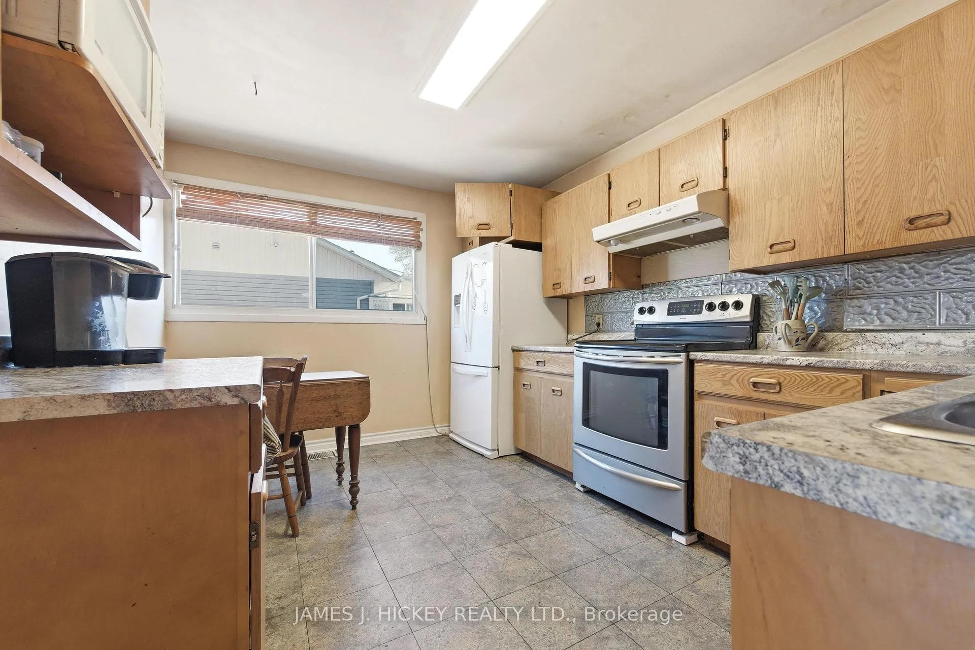 Photo 12 of 38 Beach Avenue, Deep River — HOMEH