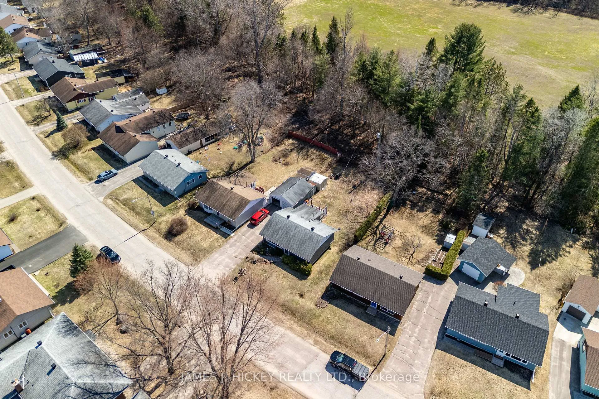 Photo 31 of 38 Beach Avenue, Deep River — HOMEH