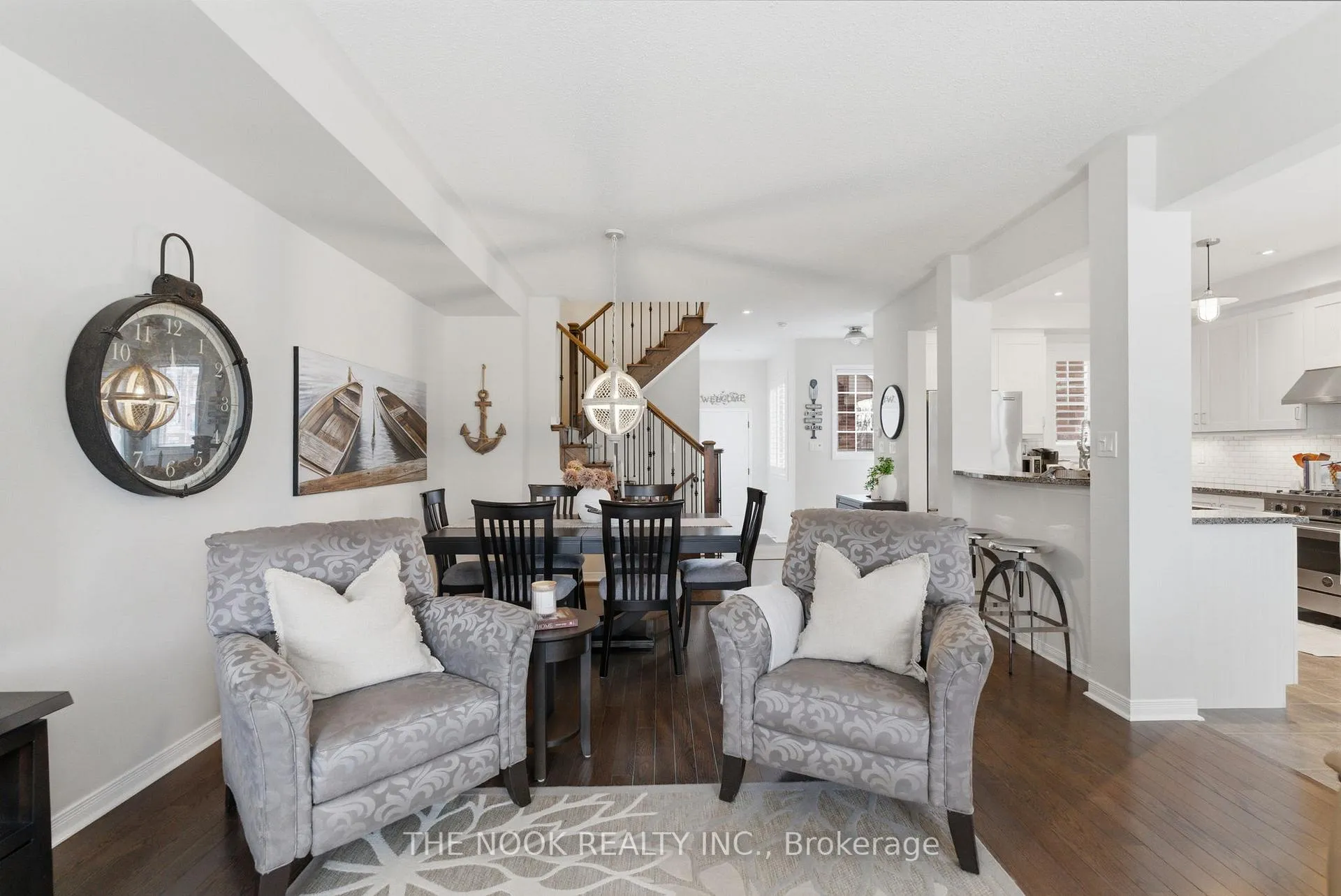 Photo 10 of 320 Lakebreeze Drive N, Clarington, Newcastle — HOMEH