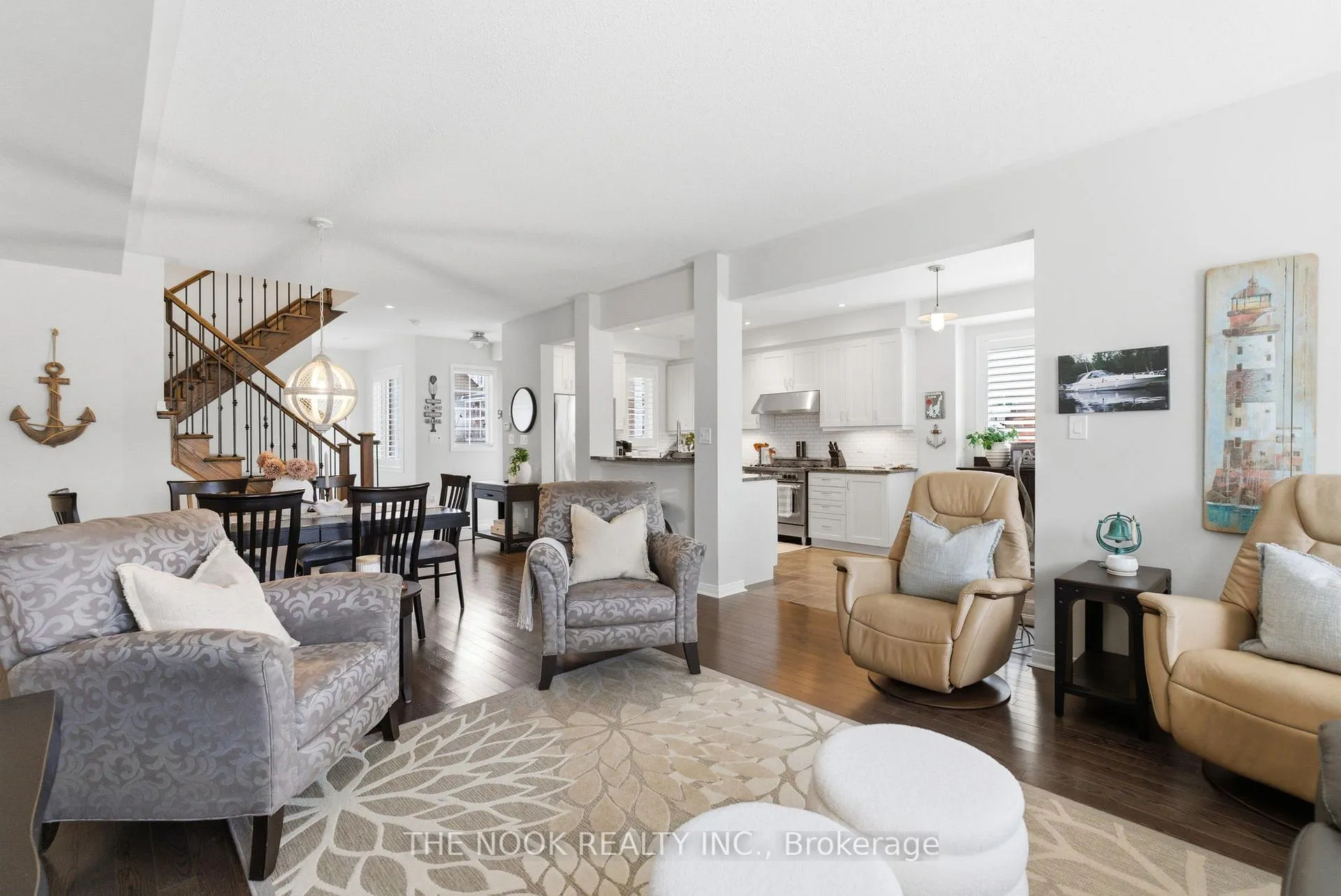 Photo 11 of 320 Lakebreeze Drive N, Clarington, Newcastle — HOMEH