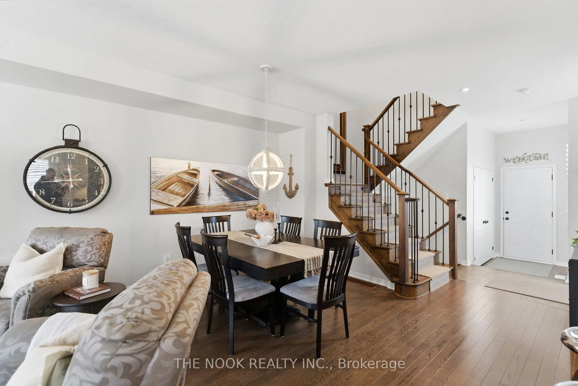 Photo 14 of 320 Lakebreeze Drive N, Clarington, Newcastle — HOMEH