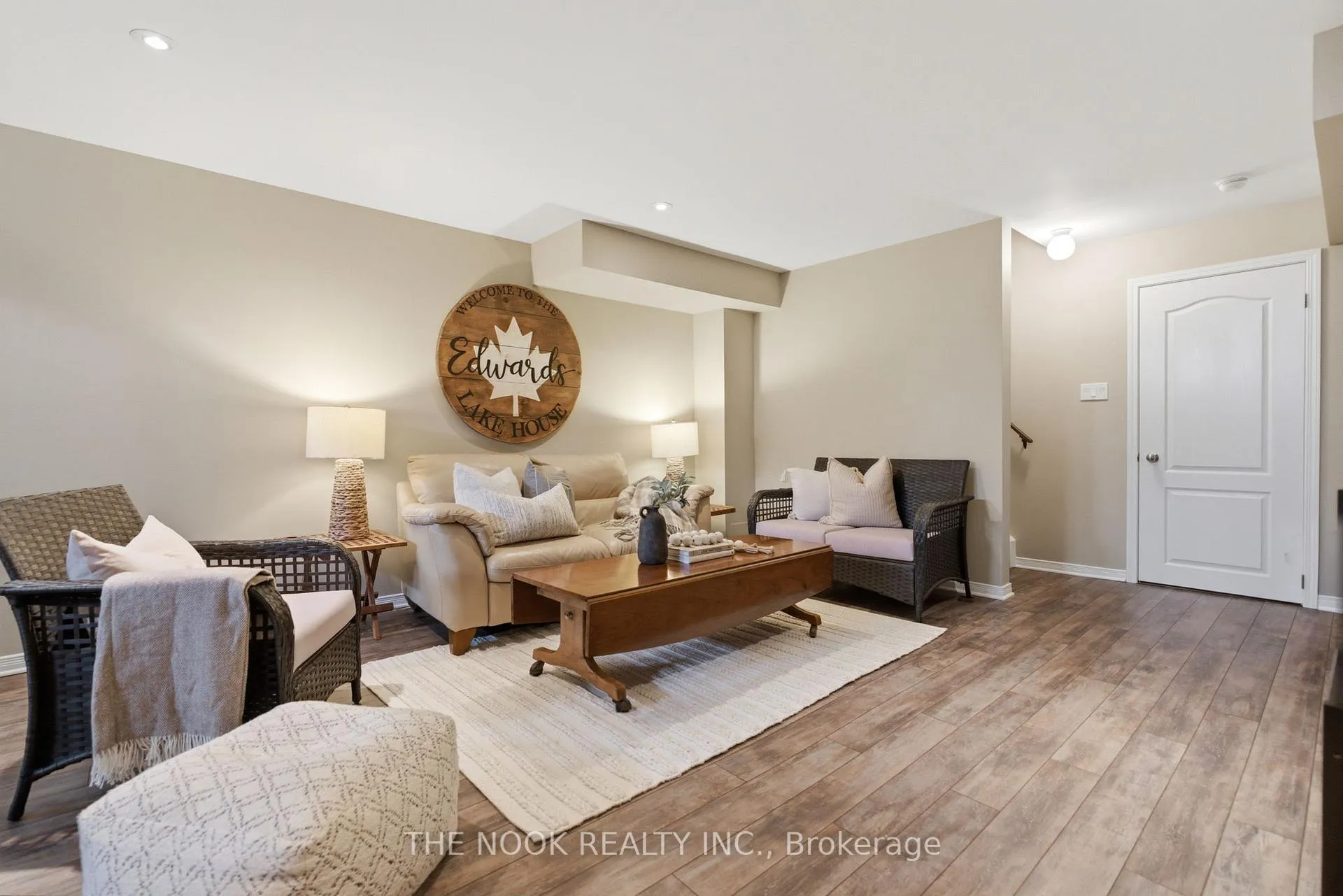 Photo 32 of 320 Lakebreeze Drive N, Clarington, Newcastle — HOMEH