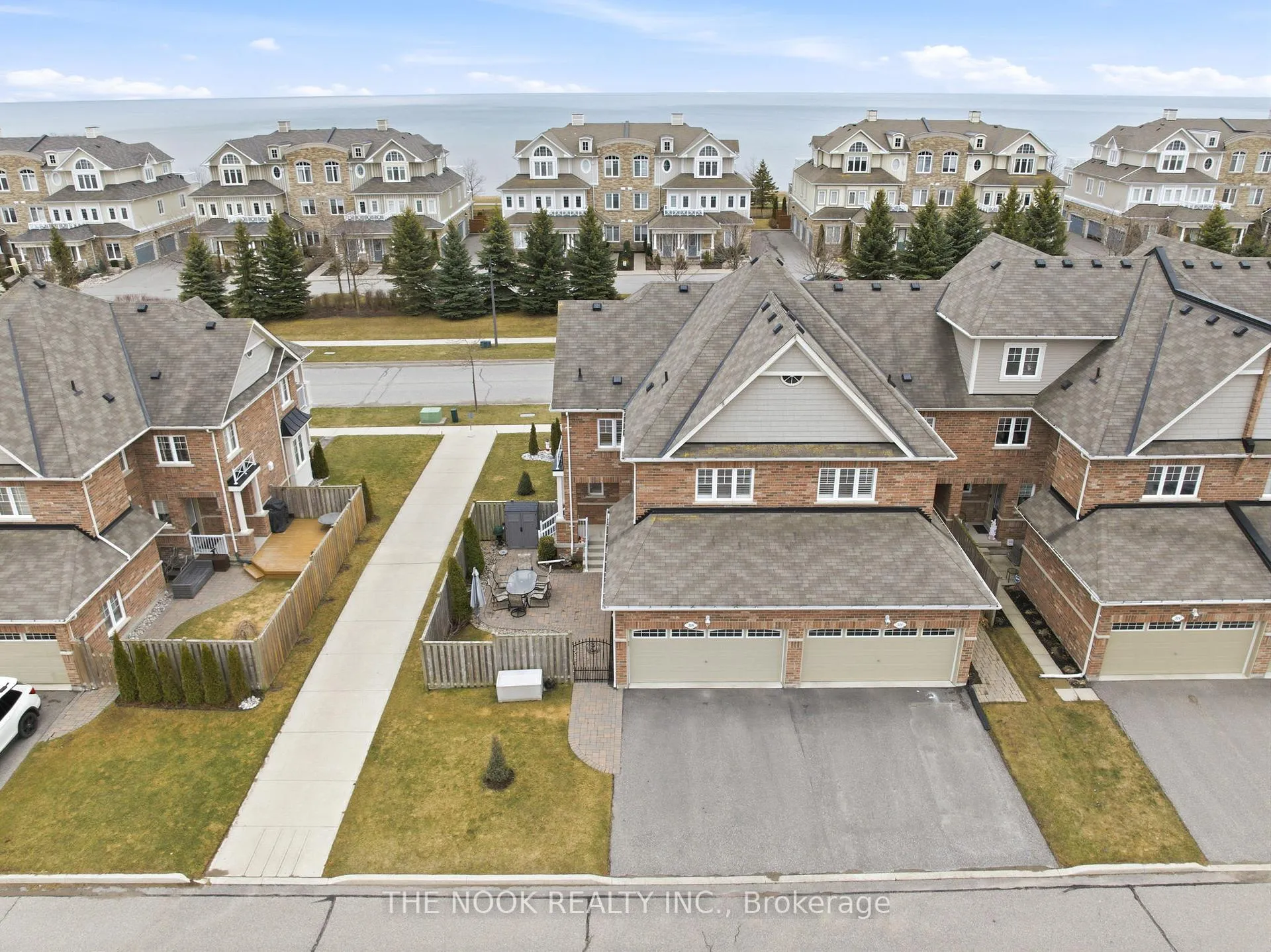 Photo 40 of 320 Lakebreeze Drive N, Clarington, Newcastle — HOMEH