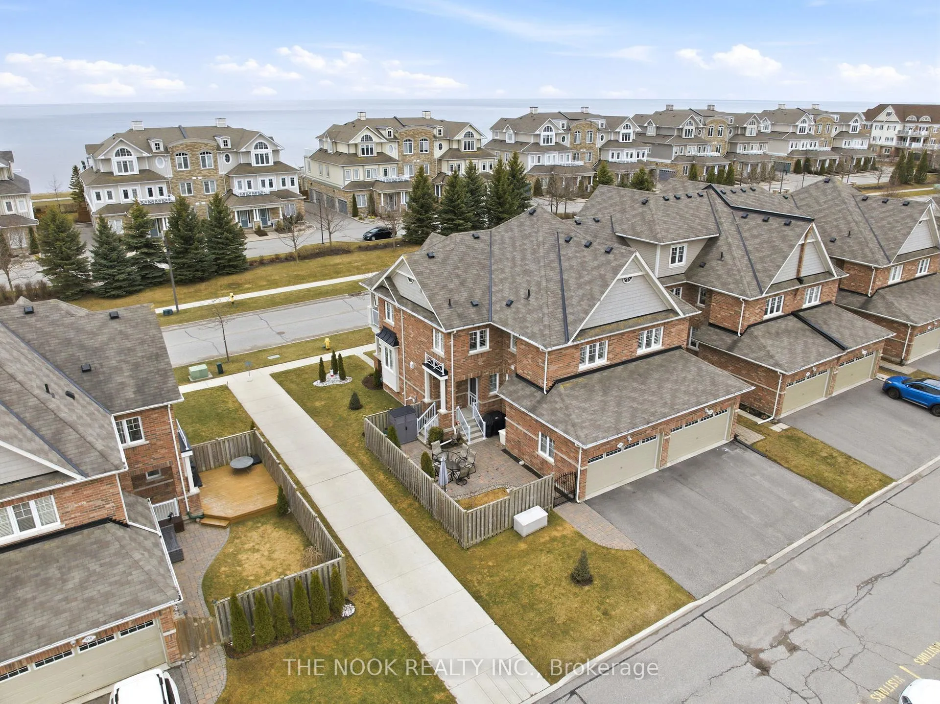 Photo 41 of 320 Lakebreeze Drive N, Clarington, Newcastle — HOMEH