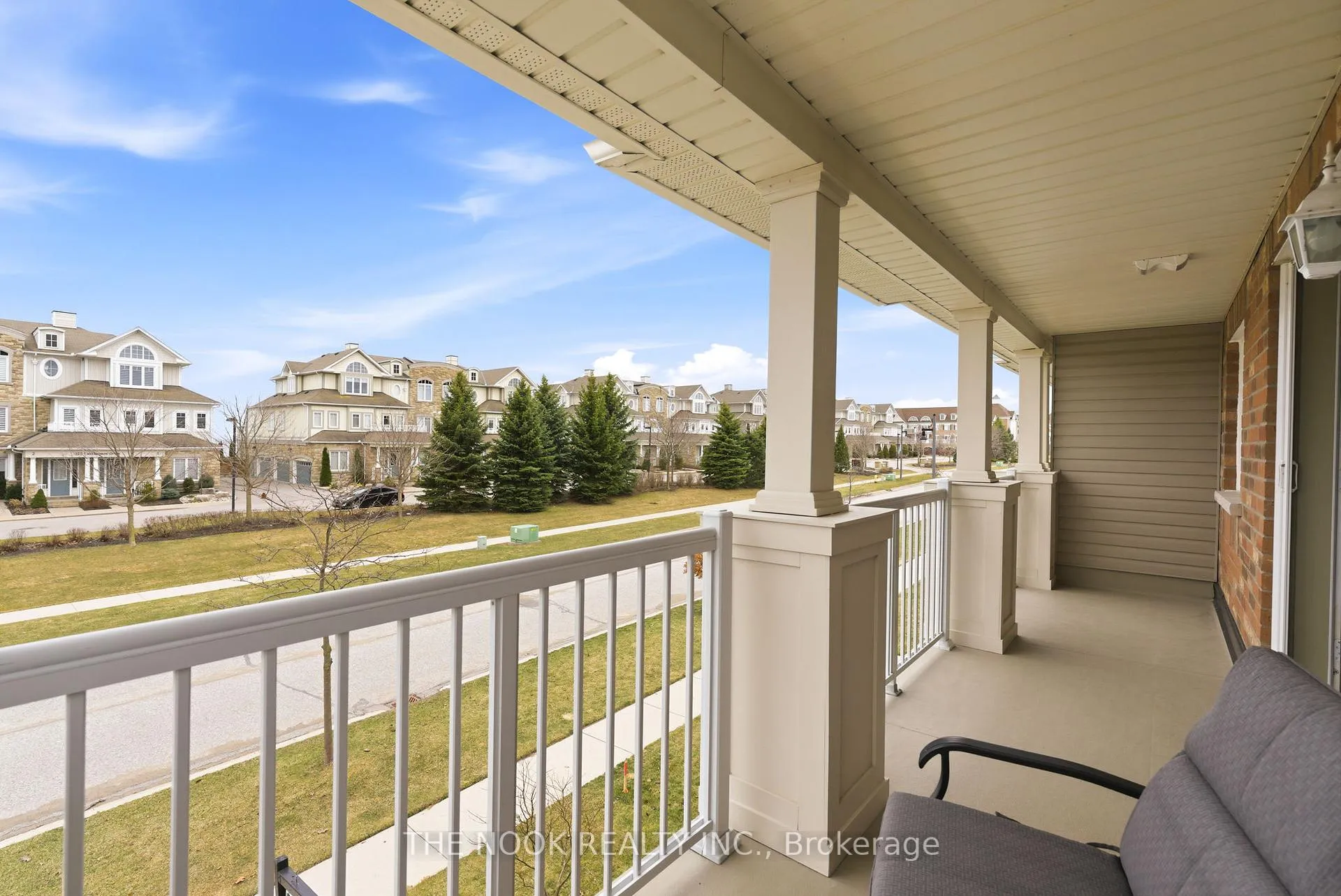 Photo 47 of 320 Lakebreeze Drive N, Clarington, Newcastle — HOMEH