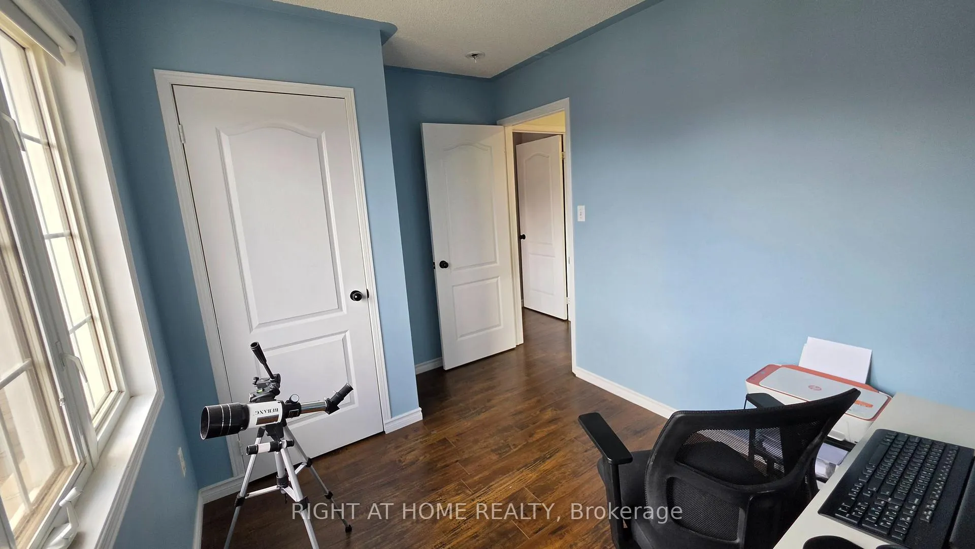 Photo 26 of 15 Tanglemere Crescent, Brampton, Fletcher's Meadow — HOMEH