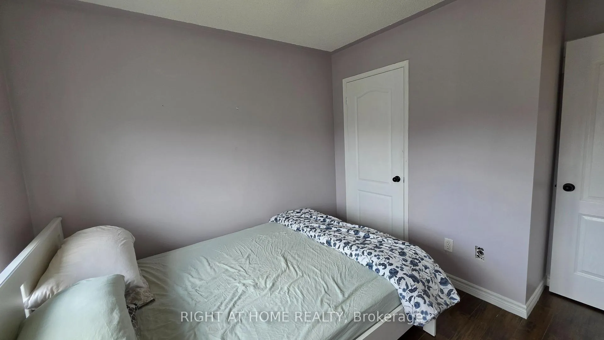 Photo 30 of 15 Tanglemere Crescent, Brampton, Fletcher's Meadow — HOMEH