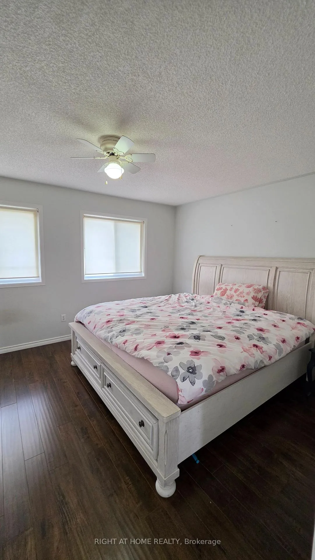Photo 36 of 15 Tanglemere Crescent, Brampton, Fletcher's Meadow — HOMEH