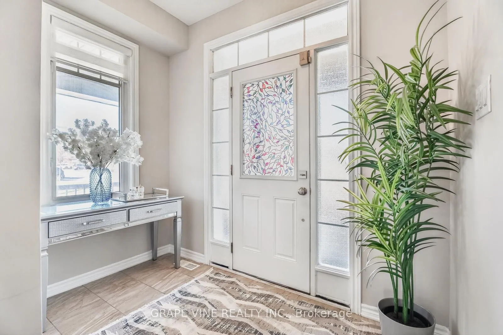 Photo 7 of 55 Tapadero Avenue, Ottawa, Kanata - Emerald Meadows/Trailwest — HOMEH