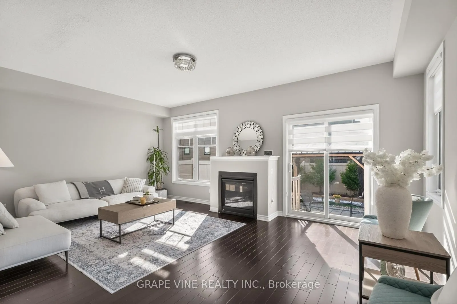 Photo 17 of 55 Tapadero Avenue, Ottawa, Kanata - Emerald Meadows/Trailwest — HOMEH