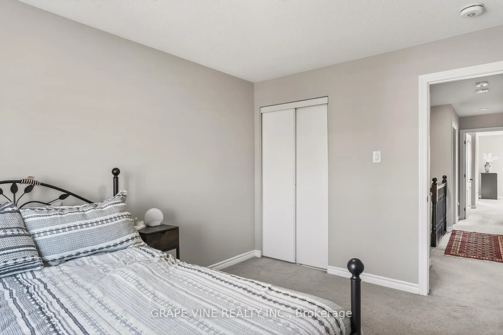 Photo 32 of 55 Tapadero Avenue, Ottawa, Kanata - Emerald Meadows/Trailwest — HOMEH