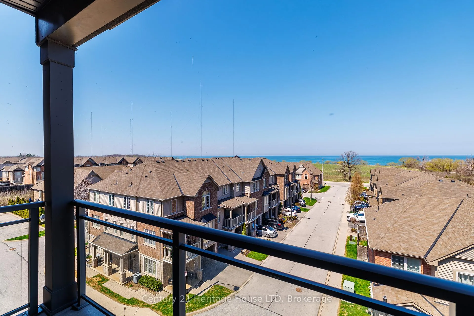Photo 17 of Unit 402, 520 North Service Road, Grimsby, Grimsby Beach — HOMEH