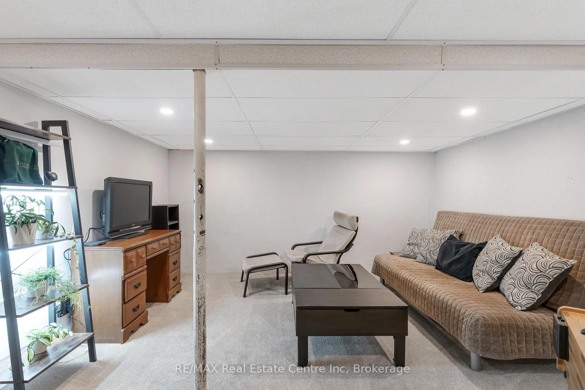 Photo 20 of 441 Victoria Road N, Guelph, Victoria North — HOMEH
