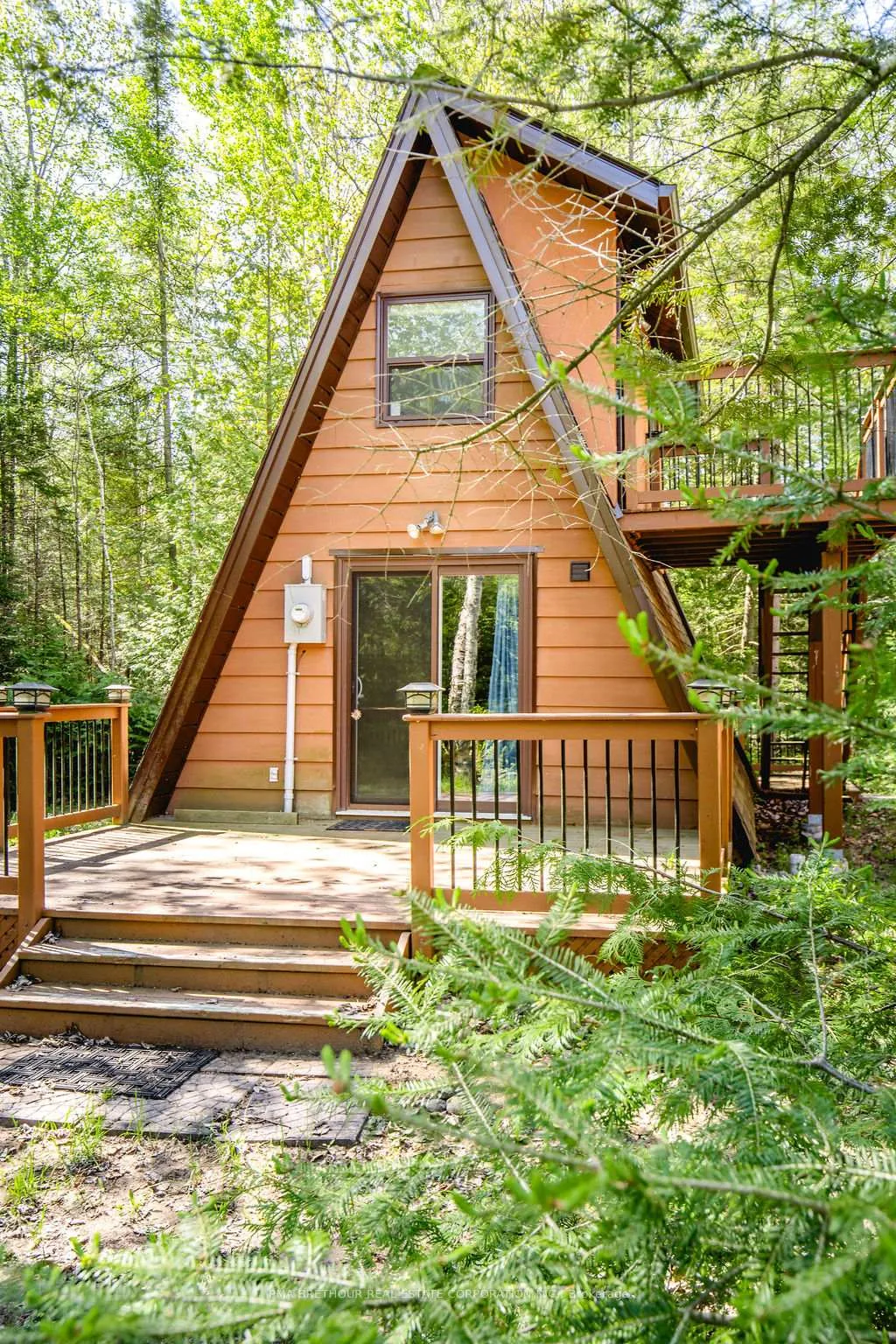 Photo 4 of 56 Birch Trail, Wasaga Beach — HOMEH