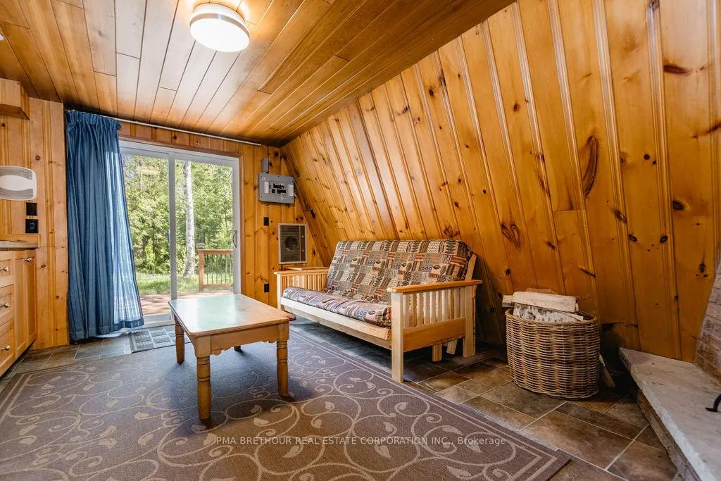 Photo 10 of 56 Birch Trail, Wasaga Beach — HOMEH