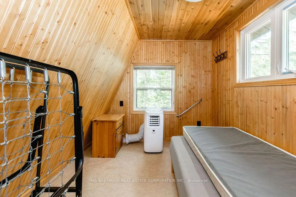 Photo 22 of 56 Birch Trail, Wasaga Beach — HOMEH