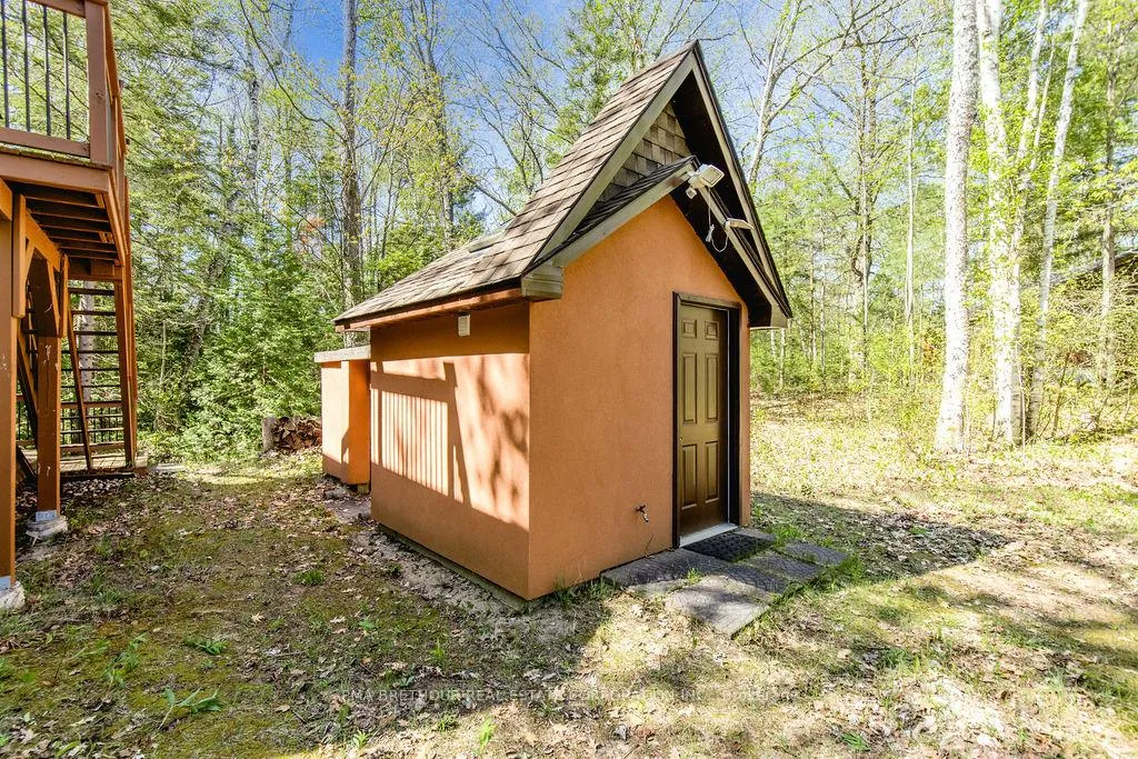 Photo 31 of 56 Birch Trail, Wasaga Beach — HOMEH