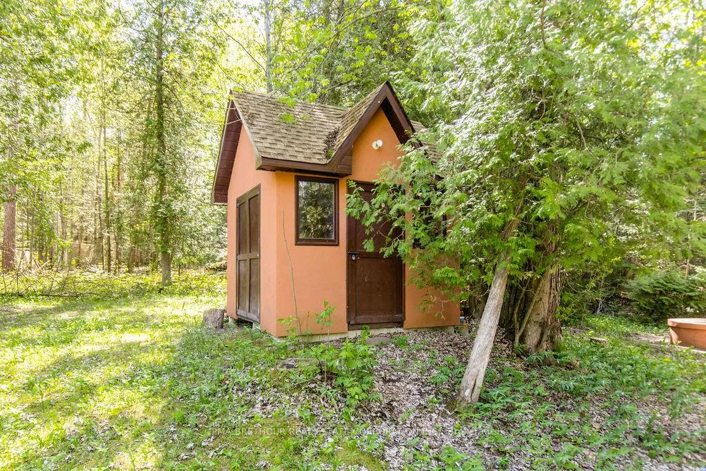 Photo 36 of 56 Birch Trail, Wasaga Beach — HOMEH