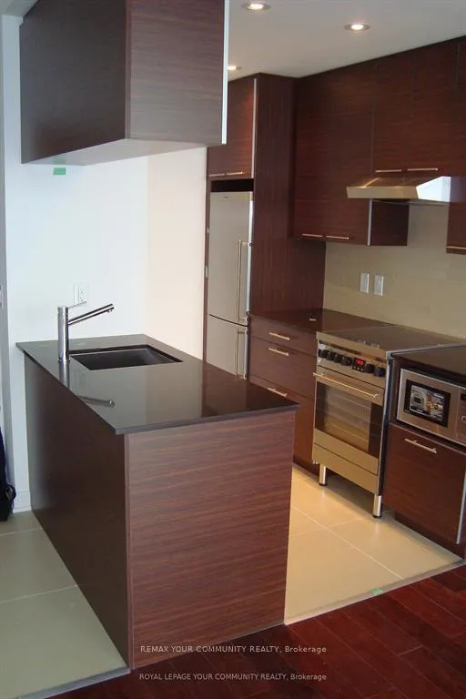 Photo 4 of Unit 2306, 1 Market Street E, Toronto, Waterfront Communities — HOMEH