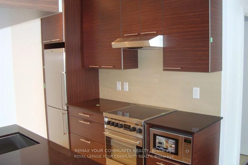Photo 5 of Unit 2306, 1 Market Street E, Toronto, Waterfront Communities — HOMEH